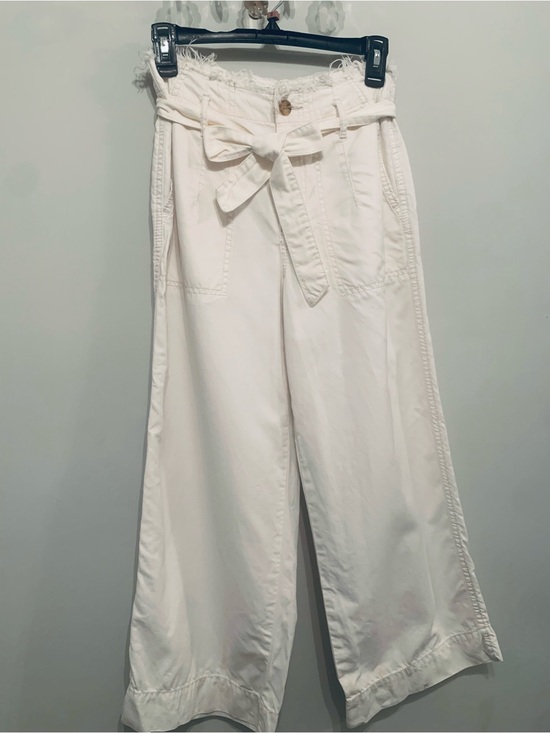 a.n.a Pants - 💕A.N.A💕HIGH-RISE FRAYED PAPER BAG DENIM TROUSER. GREAT CONDITION!